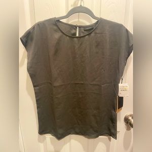 NWT Halogen Nordstrom silky top